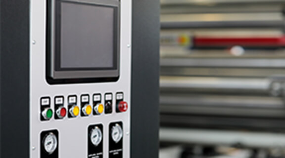 Laminators for printing factories and bookbinding lines